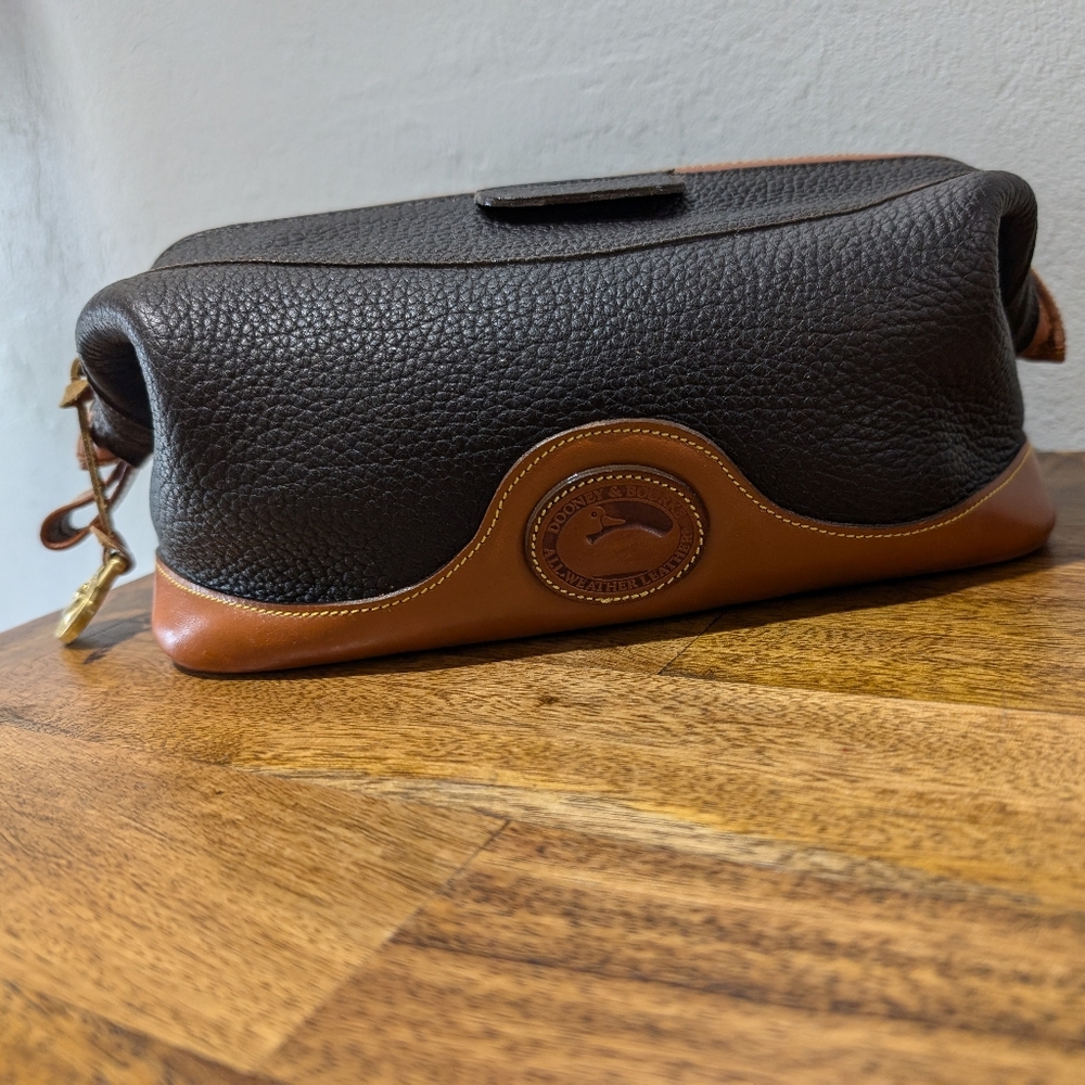 A7 257304 Dooney &  Bourke Vintage awl Leather‎ Dopp kit collapsable toiletries